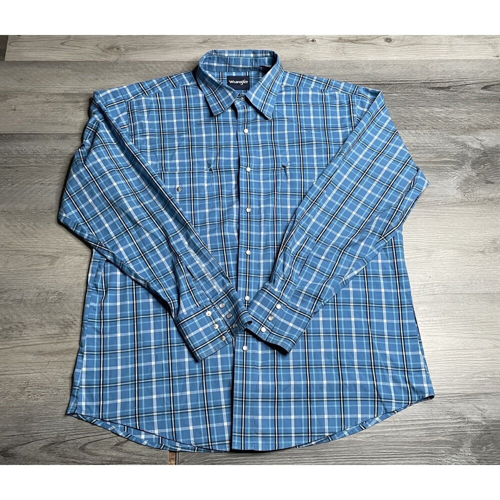 Wrangler Men’s Lightweight Blue Long Sleeve Pearl Snap- Size XL
